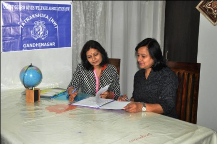 संपादकीय टीम की छवि 1